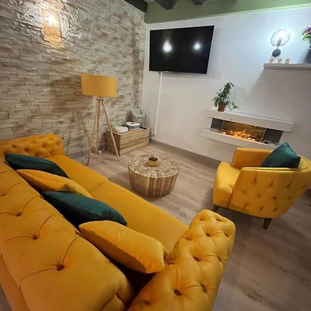 Appart Hotel Le 8 Le Duplex Mâcon Екстериор снимка