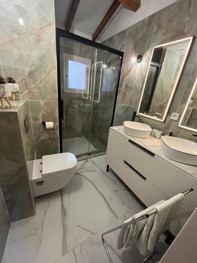 Appart Hotel Le 8 Le Duplex Mâcon Екстериор снимка